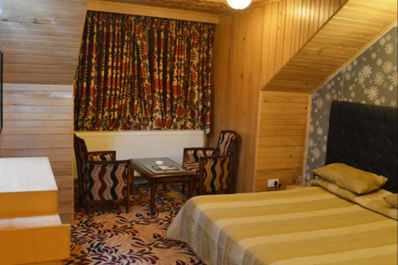 Hotel Hilltop Gulmarg JAMMU AND KASHMIR Extérieur photo