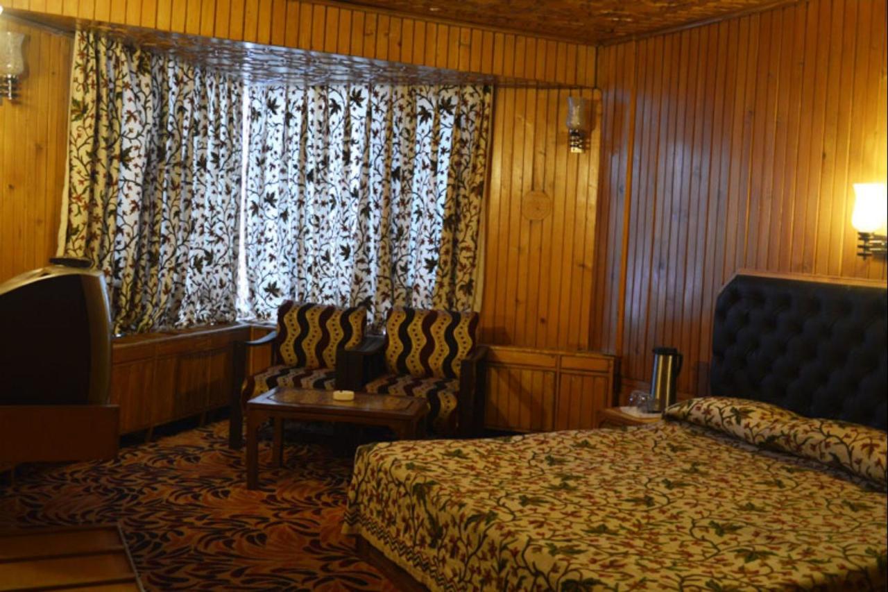 Hotel Hilltop Gulmarg JAMMU AND KASHMIR Extérieur photo