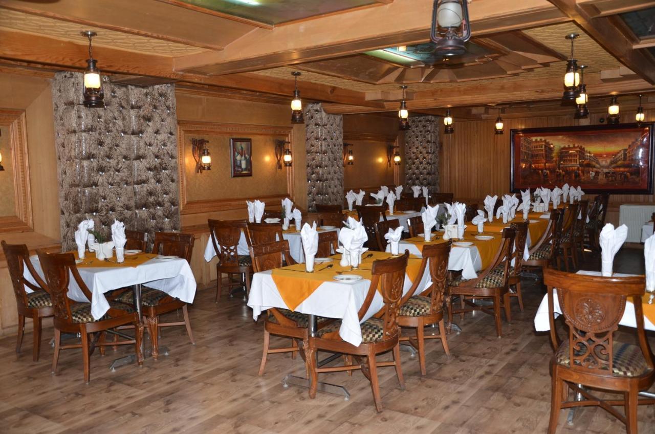 Hotel Hilltop Gulmarg JAMMU AND KASHMIR Extérieur photo