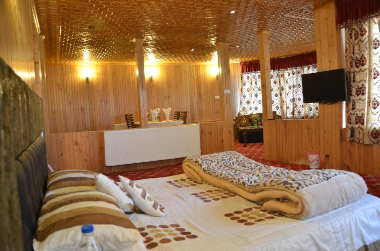 Hotel Hilltop Gulmarg JAMMU AND KASHMIR Extérieur photo